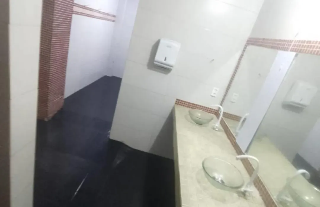 Lakehouse 24Hs Hostel Lagoa Conceicao-1